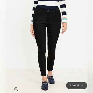 The LOFT- Curvy Sutton Skinny Pants